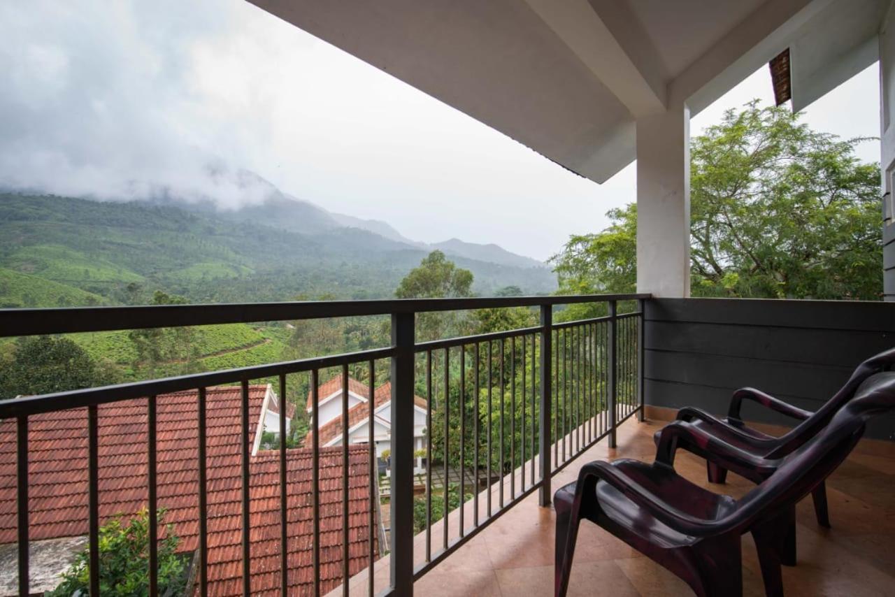 Dazzle Villa Resort Kalpetta Luaran gambar
