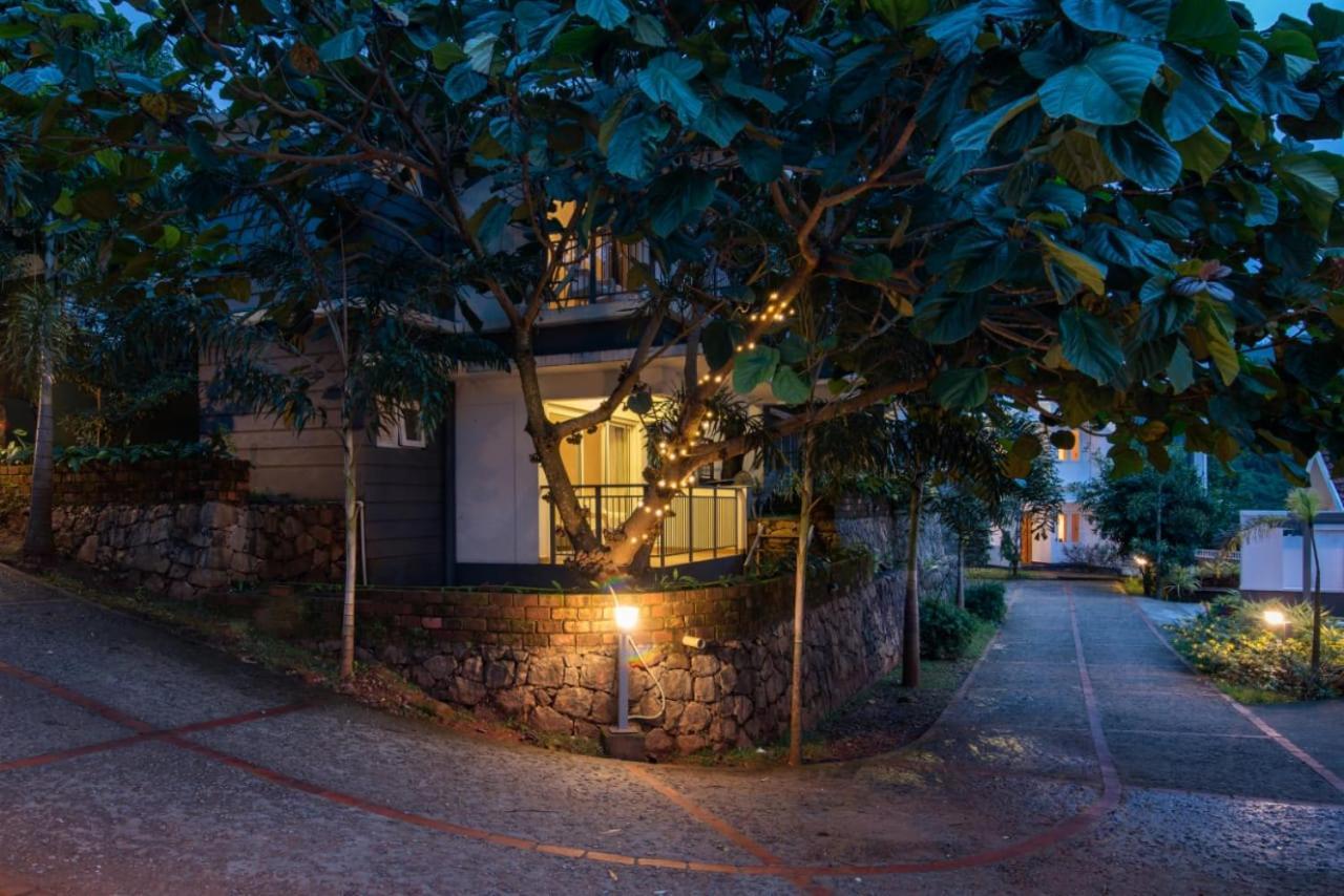 Dazzle Villa Resort Kalpetta Luaran gambar